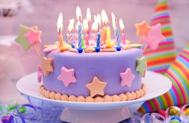consigli-per-organizzare-festa-di-compleanno-bambino-torta